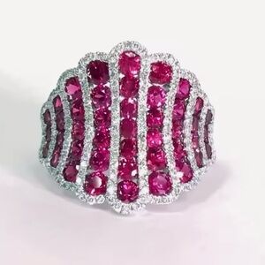 NEW Elegant Silver and Pink Gemstone Ring